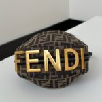 Fendi Graphy 小号 - Image 4