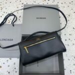 Balenciaga Bel Air 手拿包 - Image 7