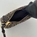 Fendi Graphy 小号 - Image 10