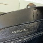 Balenciaga 暗恋 - Image 11